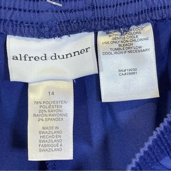 NWT, Alfred Dunner, Elastic Waist Pants. Size 14. Purple - Picture 5 of 5